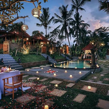 Keraman Suite Ubud エクステリア 写真